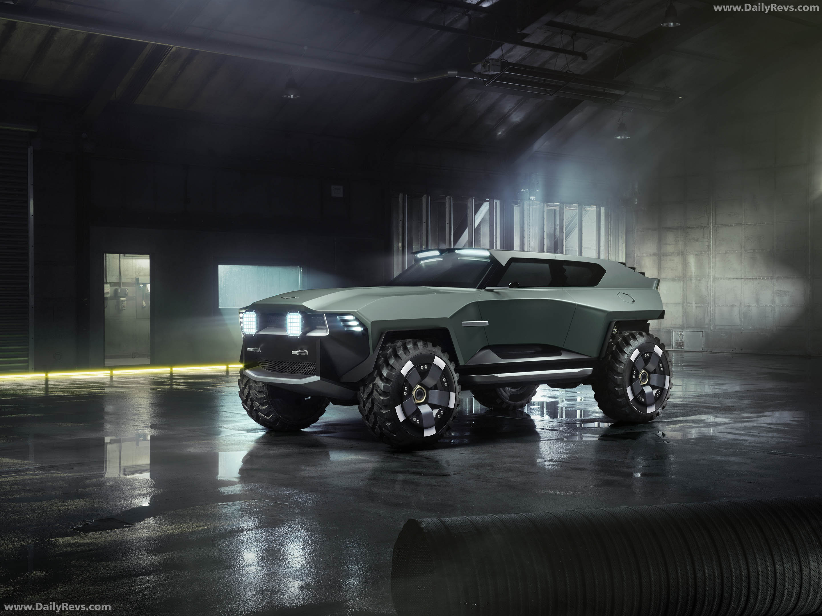 2026 Aston Martin Dreadnought Concept Front View